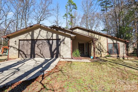 7341 Elwood Drive active home in Fairfield Park, Charlotte, NC