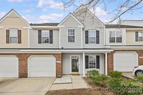 939 Sparrows Nest Lane sold home in Pineville Forest, Pineville, NC