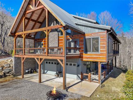 310 Peaks Creek Trail sold home in Seasons In Maggie Valley, Maggie Valley, NC
