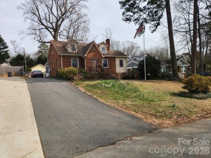 3139 Shenandoah Avenue sold home in Commonwealth Park, Charlotte, NC