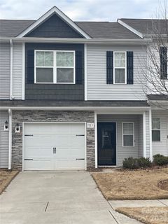 7113 Somerford Road active home in Townes At Kingstree, Charlotte, NC