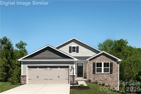 936 Pemberley Street active home in Basildon, Lancaster, SC