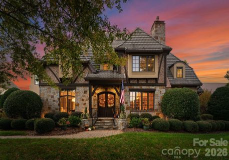8700 Longview Club Drive