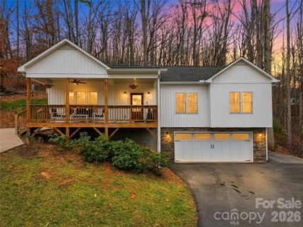 51 Leatherwood Drive sold home in Laurel Lake Estates, Candler, NC