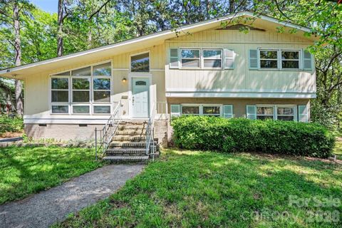 912 Bannister Place sold home in Hidden Valley, Charlotte, NC