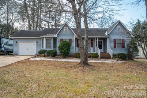 4324 Hickory Hollow Road sold home in Huntington Forest, Gastonia, NC