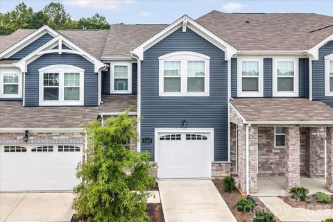 11310 Bartrams Way active home in Porters Row, Charlotte, NC