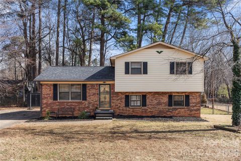 207 Buckskin Drive