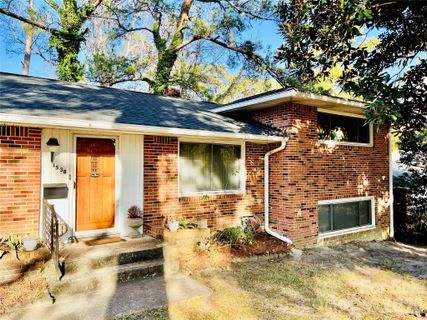1538 Bradley Drive pending home in Lindenwood, Columbia, SC