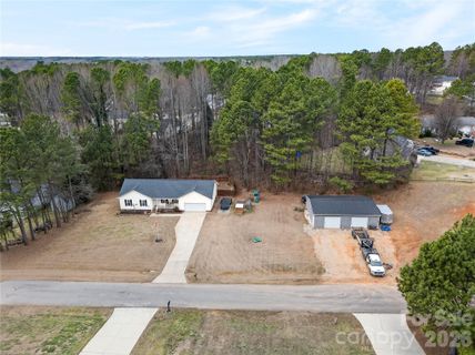 3416 Mooring Place sold home in Anchors Landing, Sherrills Ford, NC