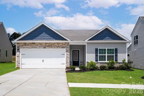 3629 Narrow Lane active home in Ascot Woods, Charlotte, NC