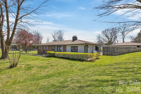 13 Forge Drive sold home in Forge Mountain Acres, Mills River, NC