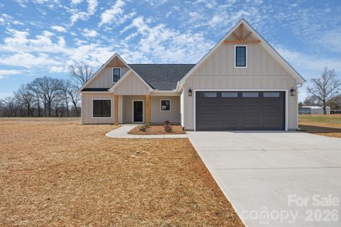 1586 Pleasant Grove Church Road sold home in Pleasant Acres, Crouse, NC