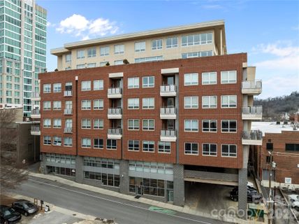 12 S Lexington Avenue sold home in 12 S. Lexington Condominiums, Asheville, NC