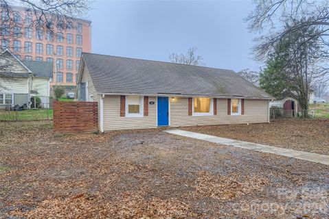 307 S Ransom Street