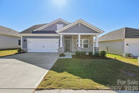 1419 Blue Jay Street active home in Buffalo Ridge, Newton, NC