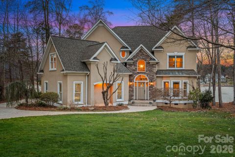 124 Cedar Bluff Lane sold home in The Harbour At The Pointe, Mooresville, NC