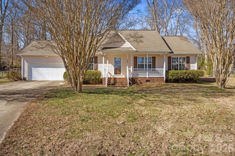 300 Chinaberry Drive