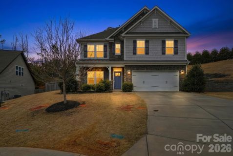 3061 Carriage Oak Way active home in Heritage Hall, Fort Mill, SC