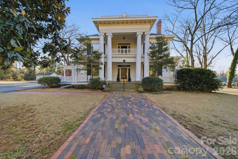 515 Camden Road