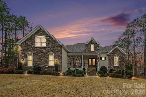 300 Old Hickory Court sold home in Wildwood, Fort Mill, SC