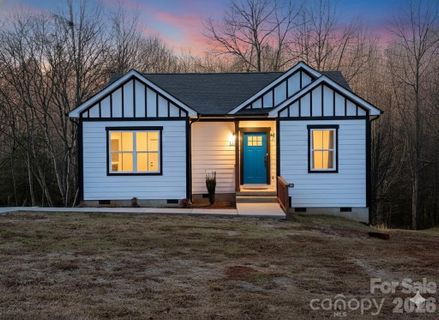 1346 39th Street Circle sold home in Western Ridge, Hickory, NC