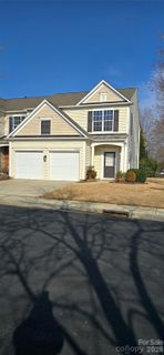 9923 Fallon Trace Avenue sold home in Blakeney Preserve, Charlotte, NC