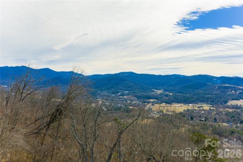 5 Longstreet Court active home in Hamburg Mountain, Weaverville, NC