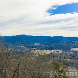 5 Longstreet Court