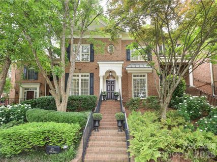 525 Queens Road