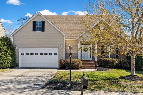 4042 Sunset Ridge Drive active home in Norwood Ridge, Rock Hill, SC