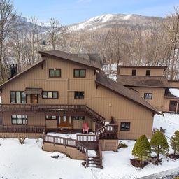 301 Highland Circle