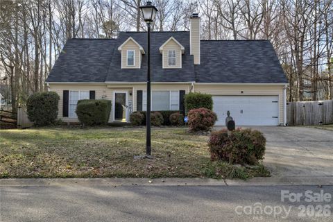 518 Lisa Carol Drive sold home in Foxmoor, Mooresville, NC