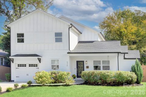 526 Seldon Drive active home in Smallwood, Charlotte, NC