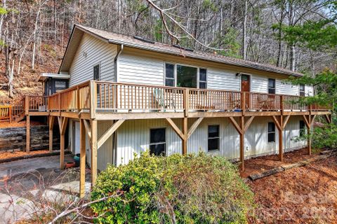 63 Independence Boulevard active home in Riceville Forest, Asheville, NC