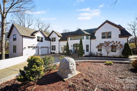 14832 Brighton Place active home in Arlington Forest, Charlotte, NC