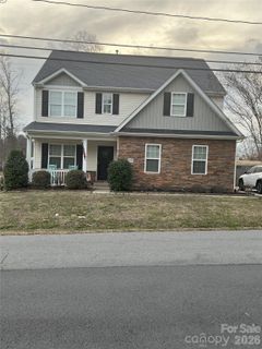 19449 Smith Circle