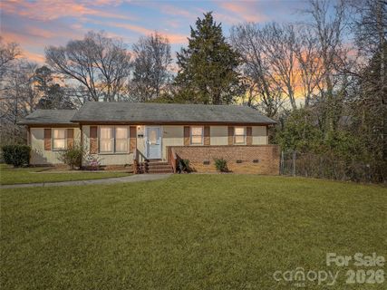 6531 Rosecran Drive