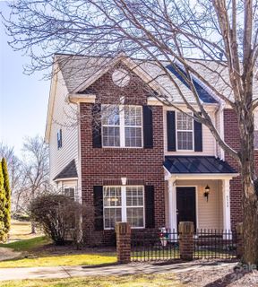 9532 Cadman Court sold home in Oakhurst, Cornelius, NC