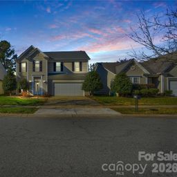 5815 Waverly Lynn Lane