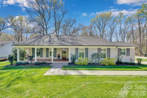 5752 Bellechasse Street sold home in Beverly Woods East, Charlotte, NC