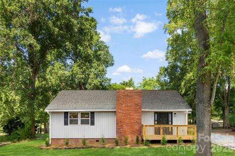 527 Bostian Avenue sold home in Franklin Heights, Kannapolis, NC