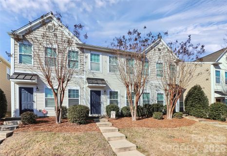 712 Chelton Lane active home in Steele Meadows, Fort Mill, SC