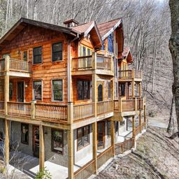 173 Heavenview Point