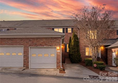 2312 Madeline Meadow Drive sold home in Adare Townhomes, Charlotte, NC