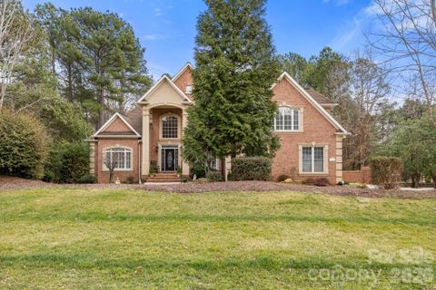 1221 Silver Arrow Court sold home in Huntington Farms, Fort Mill, SC
