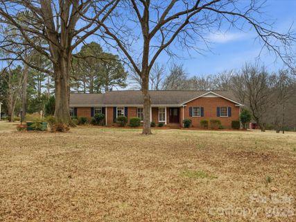 6309 Farmlake Drive