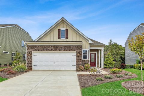1019 Lookout Shoals Drive pending home in Elizabeth, Fort Mill, SC