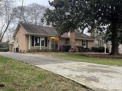 2800 Spring Valley Road sold home in Spring Valley, Charlotte, NC