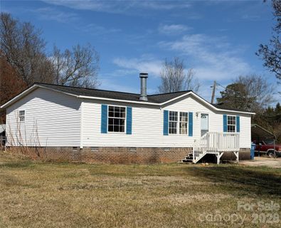 2390 Claremont Road sold home in Amity Acres, Newton, NC